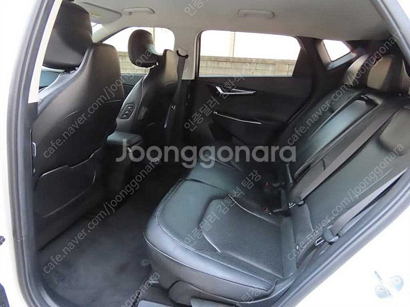 EV6 중고 EV6 중고차 흰색 2022년식 79,608km 롱레인지 어스 수원중고차--9